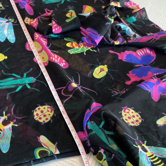 NWOT - Exoticathletica Short Sleeve Blouse - Picture 10 of 14